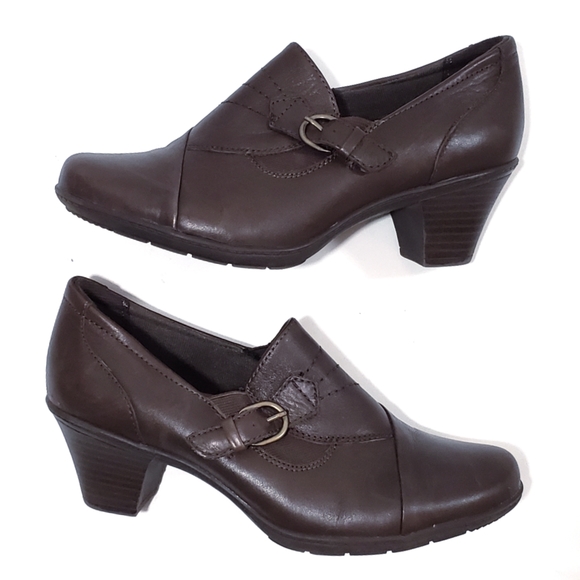 Earth Origins Hallie Slip On Shoes - Picture 4 of 7